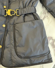 Load image into Gallery viewer, Cygnes Jacket
