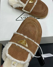 Load image into Gallery viewer, Logo Slippers

