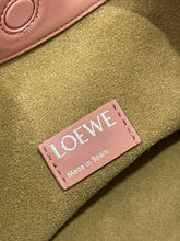 Load image into Gallery viewer, Flamenco Clutch
