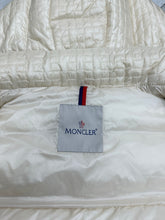 Load image into Gallery viewer, Gisors Jacket
