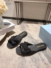 Load image into Gallery viewer, Leather Sandals
