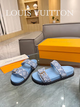 Load image into Gallery viewer, Bom Dia Mules
