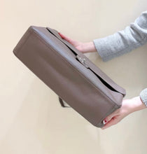 Load image into Gallery viewer, Maxi Flap Bag
