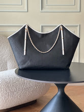Load image into Gallery viewer, Maxi Tote
