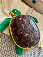 Load image into Gallery viewer, Turtle Bag Charm/Keychain
