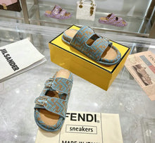 Load image into Gallery viewer, Feel Sandals
