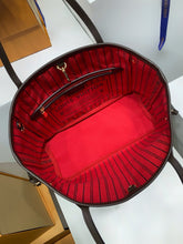 Load image into Gallery viewer, Neverfull PM
