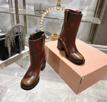 Load image into Gallery viewer, Leather Boots
