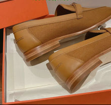 Load image into Gallery viewer, Leather Loafers
