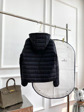 Load image into Gallery viewer, Hede Jacket
