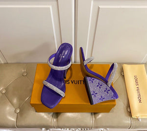 Crystal Wedges