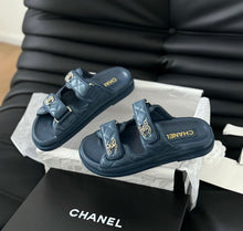 Load image into Gallery viewer, CC Dad Sandals
