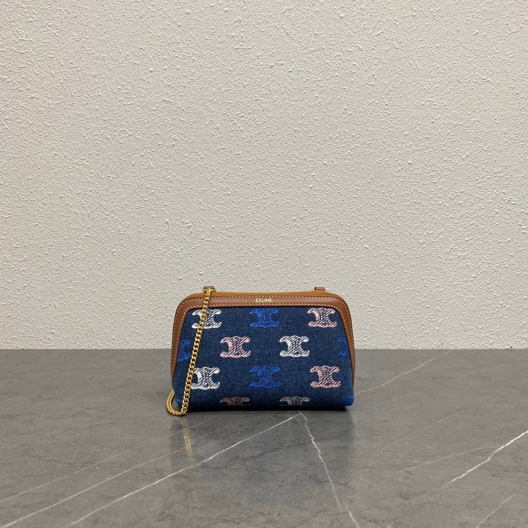 Triomphe Clutch