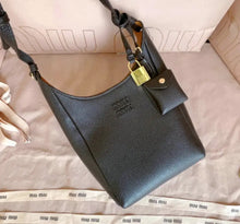 Load image into Gallery viewer, Leather Bucket Bag
