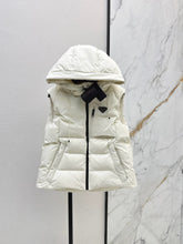Load image into Gallery viewer, Logo Gilet
