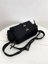 Load image into Gallery viewer, Explore Shoulder Bag
