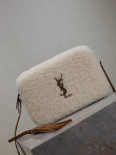 Load image into Gallery viewer, Shearling Lou Camera Bag
