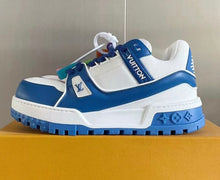 Load image into Gallery viewer, Logo Trainers
