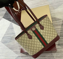 Load image into Gallery viewer, Ophidia Tote
