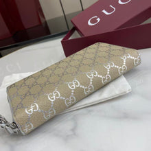 Load image into Gallery viewer, Zippy Wallet
