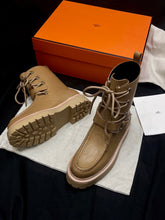 Load image into Gallery viewer, Land Boots
