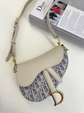 Load image into Gallery viewer, Saddle Bag
