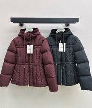 Load image into Gallery viewer, Estom Jacket
