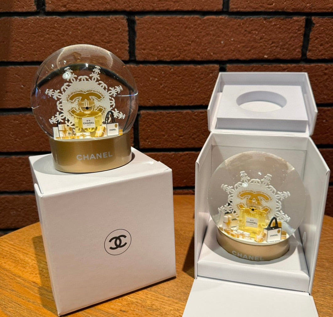 Snow Globe