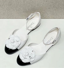 Load image into Gallery viewer, CC Camellia Sandals
