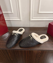 Load image into Gallery viewer, GG Slippers
