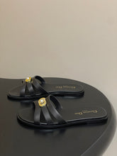 Load image into Gallery viewer, Leather Sandals
