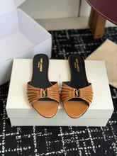 Load image into Gallery viewer, Leather Sandals
