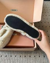 Load image into Gallery viewer, Shearling Ballerinas
