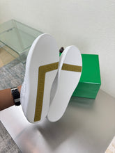 Load image into Gallery viewer, Leather Trainers
