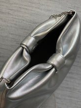 Load image into Gallery viewer, Medium Bow Bag
