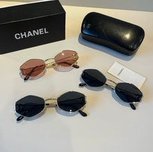 Load image into Gallery viewer, Logo Sunglasses
