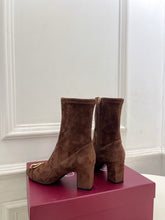 Load image into Gallery viewer, Suede Boots
