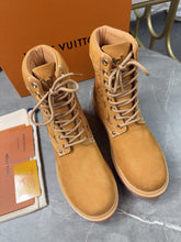 Load image into Gallery viewer, Ranger Boots
