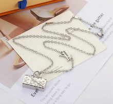Load image into Gallery viewer, Handbag Necklace
