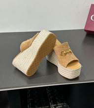 Load image into Gallery viewer, Platform Espadrilles
