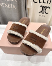 Load image into Gallery viewer, Shearling Mules
