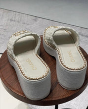 Load image into Gallery viewer, CC Sandals
