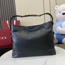 Load image into Gallery viewer, Beatrix Tote
