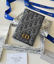 Load image into Gallery viewer, Oblique Passport Cover
