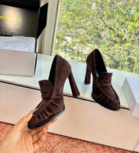 Load image into Gallery viewer, Le Loafer Suede
