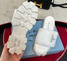 Load image into Gallery viewer, Leather Sandals
