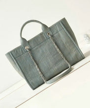 Load image into Gallery viewer, Deauville Tote
