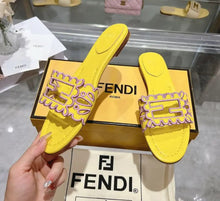 Load image into Gallery viewer, Baguette Sandals
