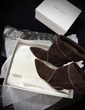 Load image into Gallery viewer, Suede Boots
