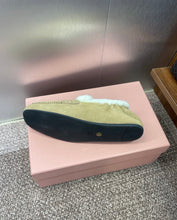 Load image into Gallery viewer, Shearling Loafers
